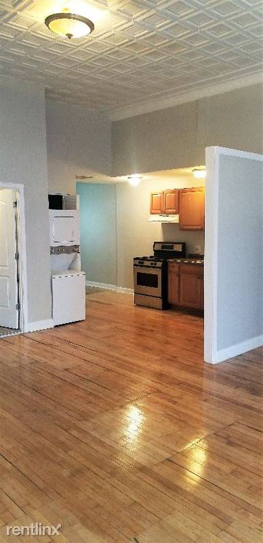 Main picture of 3411 W North Ave
