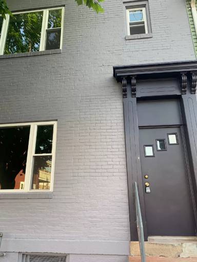 Main picture of 120 44th St