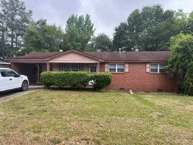 Main picture of 214 Palomino Ln