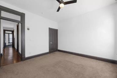 Main picture of 529 Kelton Ave