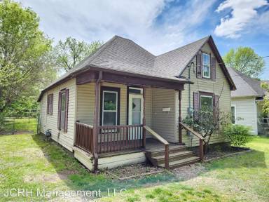 Main picture of 1808 W Lee St