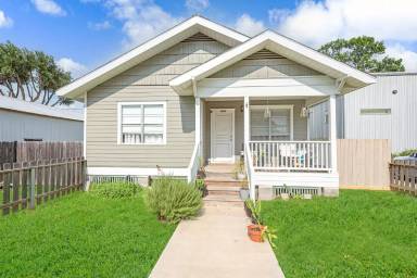 Main picture of 1506 Enid St
