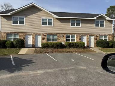 Main picture of 2508 Redwood Ct