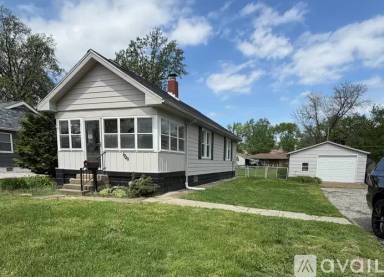 Main picture of 1720 Keck Ave