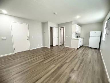 Main picture of 1252 Warner St