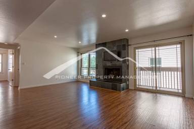 Main picture of 701 Harlan St