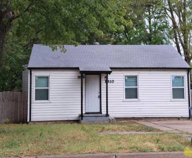Main picture of 1310 S Palisade St