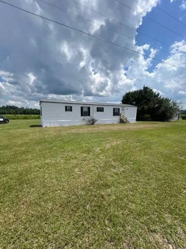 Main picture of 93 Proctorville Church Rd