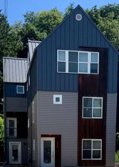 Main picture of 2446 55th Ave SW