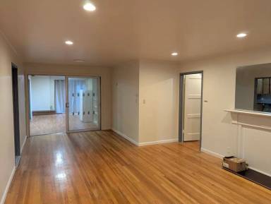 Main picture of 15835 Via del Prado