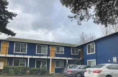 Main picture of 4425 SE 26th Ave