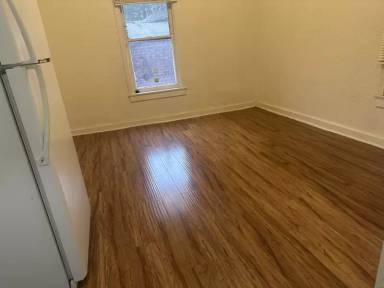 Main picture of 1117 S Norton Ave