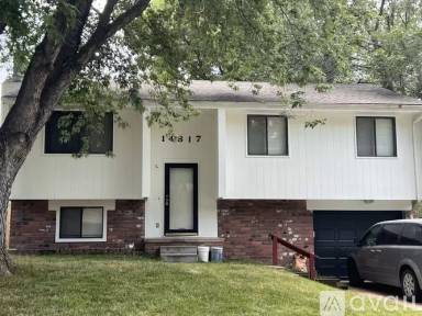 Main picture of 14817 Olive St