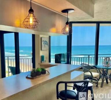 Main picture of Sherwin Condominium