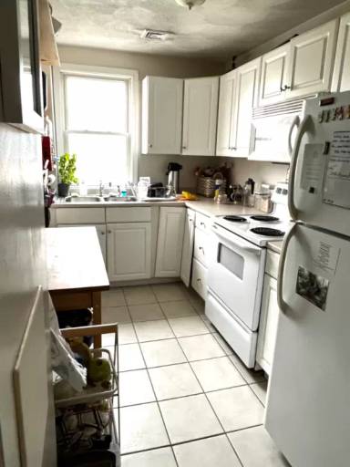 Main picture of 37 Mason St