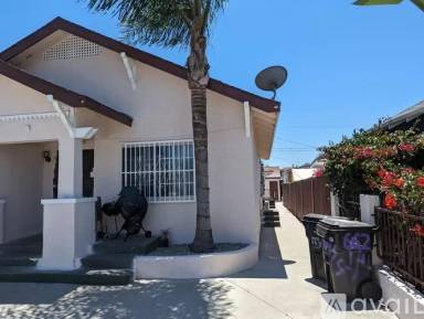 Main picture of 662 W Gage Ave