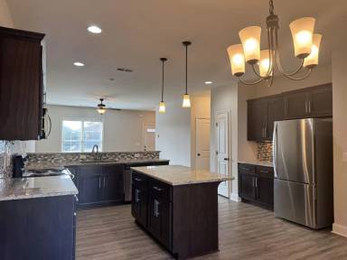 Main picture of 118 Haven St