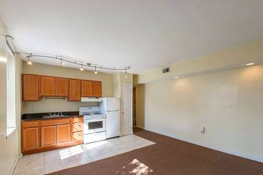Main picture of 527 S 21st St
