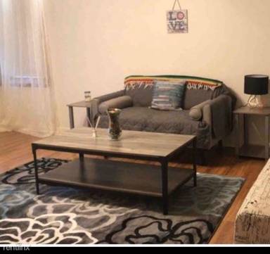 Main picture of 7736 W Winona St