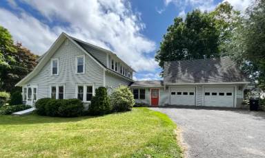 Main picture of 42 Lebanon Rd