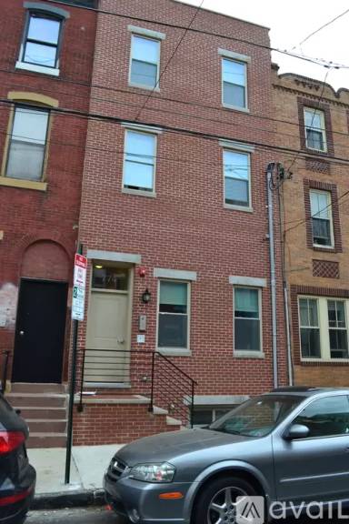 Main picture of 740 S 15th St