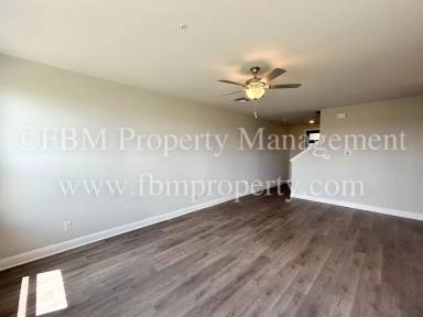 Main picture of 2093 Layla Dr