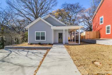Main picture of 239 Cedar St