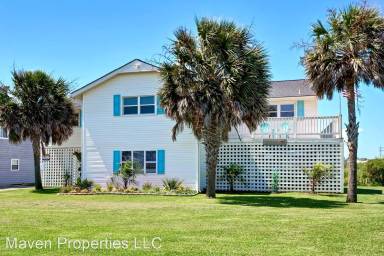 Main picture of 702 Trade Winds Dr S