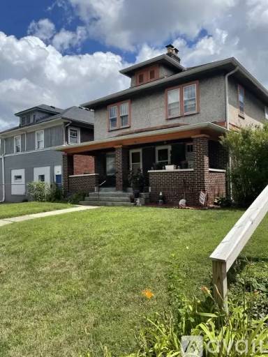 Main picture of 939 N Bancroft St