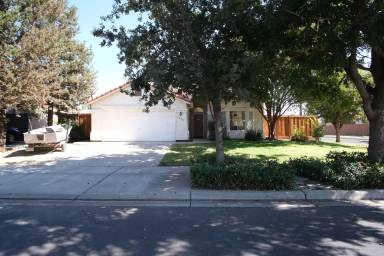 Main picture of 3450 Buenaventura Dr