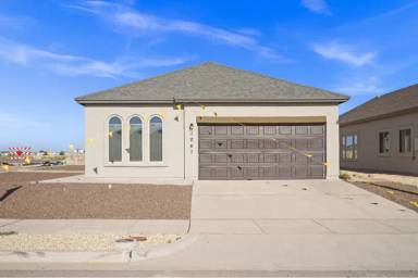 Main picture of 1041 Summer Lake St