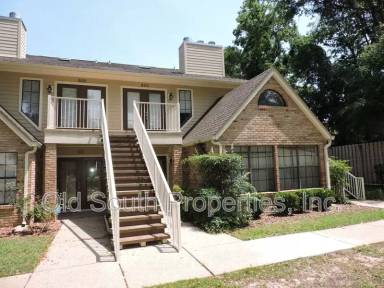 Main picture of Villas on the Square