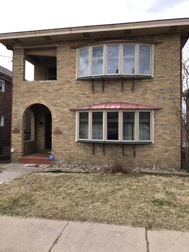 Main picture of 3839 Brighton Rd