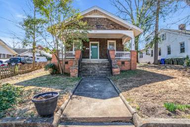 Main picture of 205 Croft St