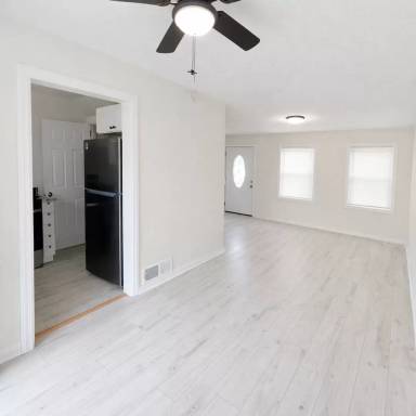 Main picture of 5246 4th St