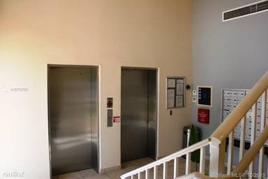 Main picture of 280 SW 20th Rd