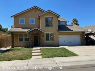 Main picture of 2923 W River Dr
