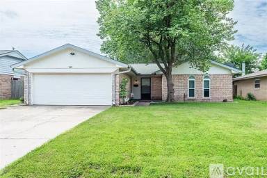 Main picture of 132 SW 5th St
