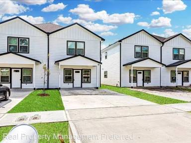 Main picture of 7842 Booker St