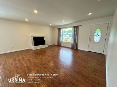 Main picture of 8458 Lakewood Ave