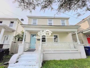 Main picture of 1411 Highland Ave