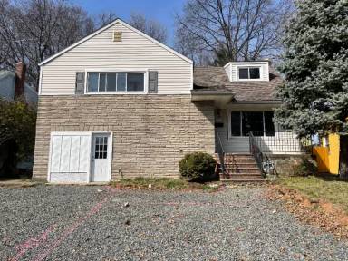 Main picture of 236 Grace St
