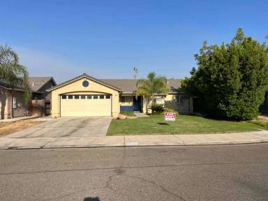 Main picture of 3820 Snyder St