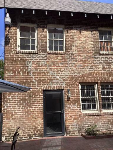 Main picture of 308 E Gaston St
