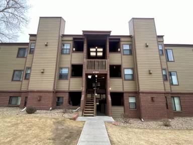 Main picture of 8760 Corona St