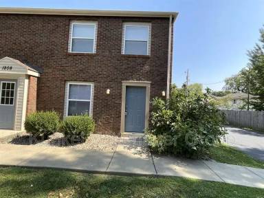 Main picture of 1808 Jamestown Rd