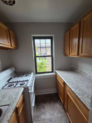 Main picture of 20 Cornell Pl