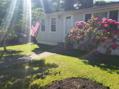 Main picture of 23 Budd Ave