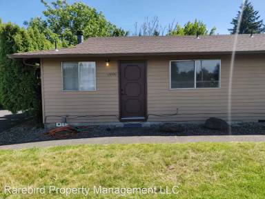 Main picture of 13328 E Burnside St