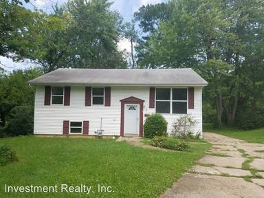 Main picture of 11 Elmwood Dr